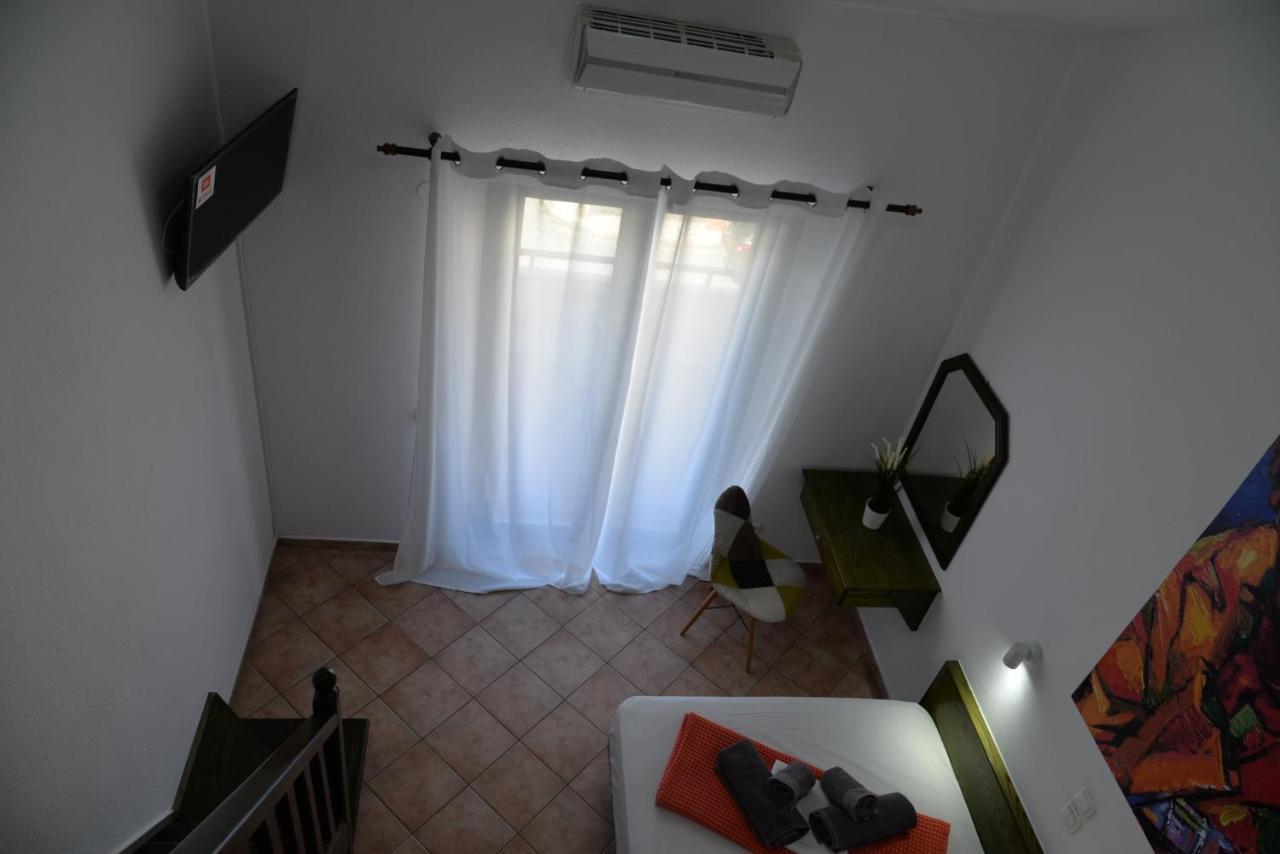 Villa Cariatis Nea Kallikrateia Exteriör bild