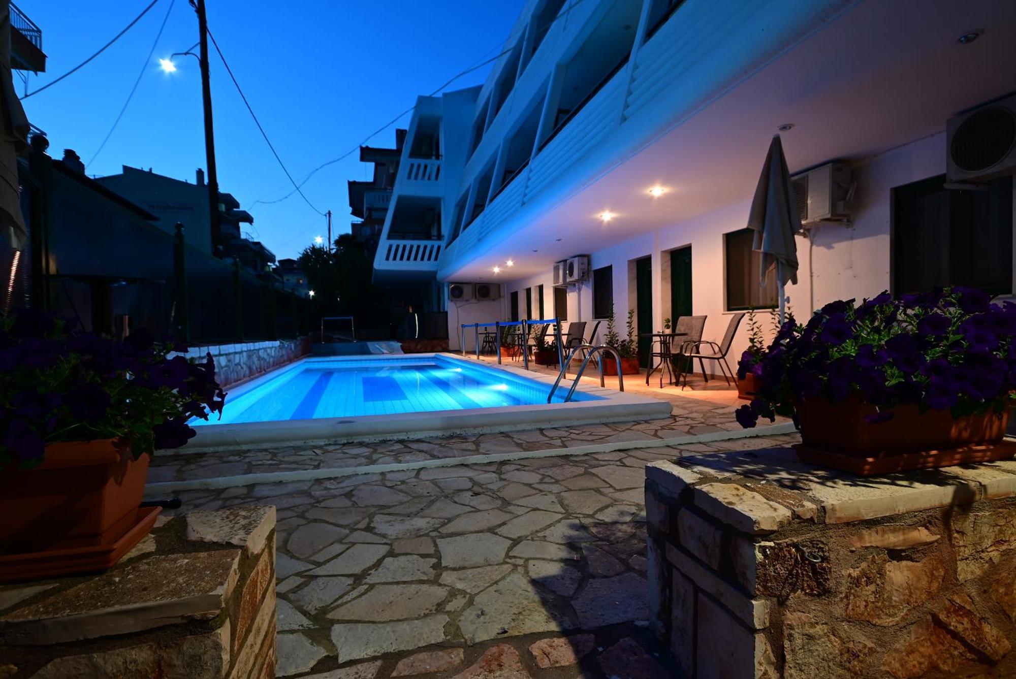 Villa Cariatis Nea Kallikrateia Exteriör bild