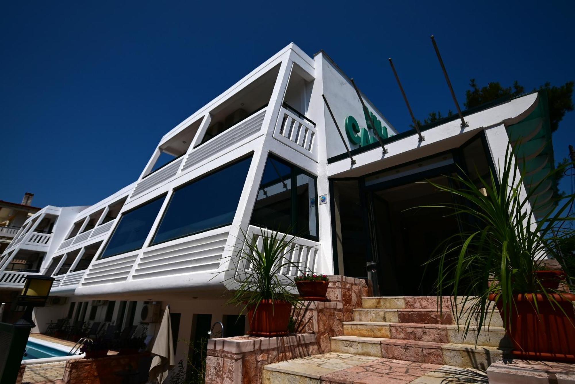 Villa Cariatis Nea Kallikrateia Exteriör bild