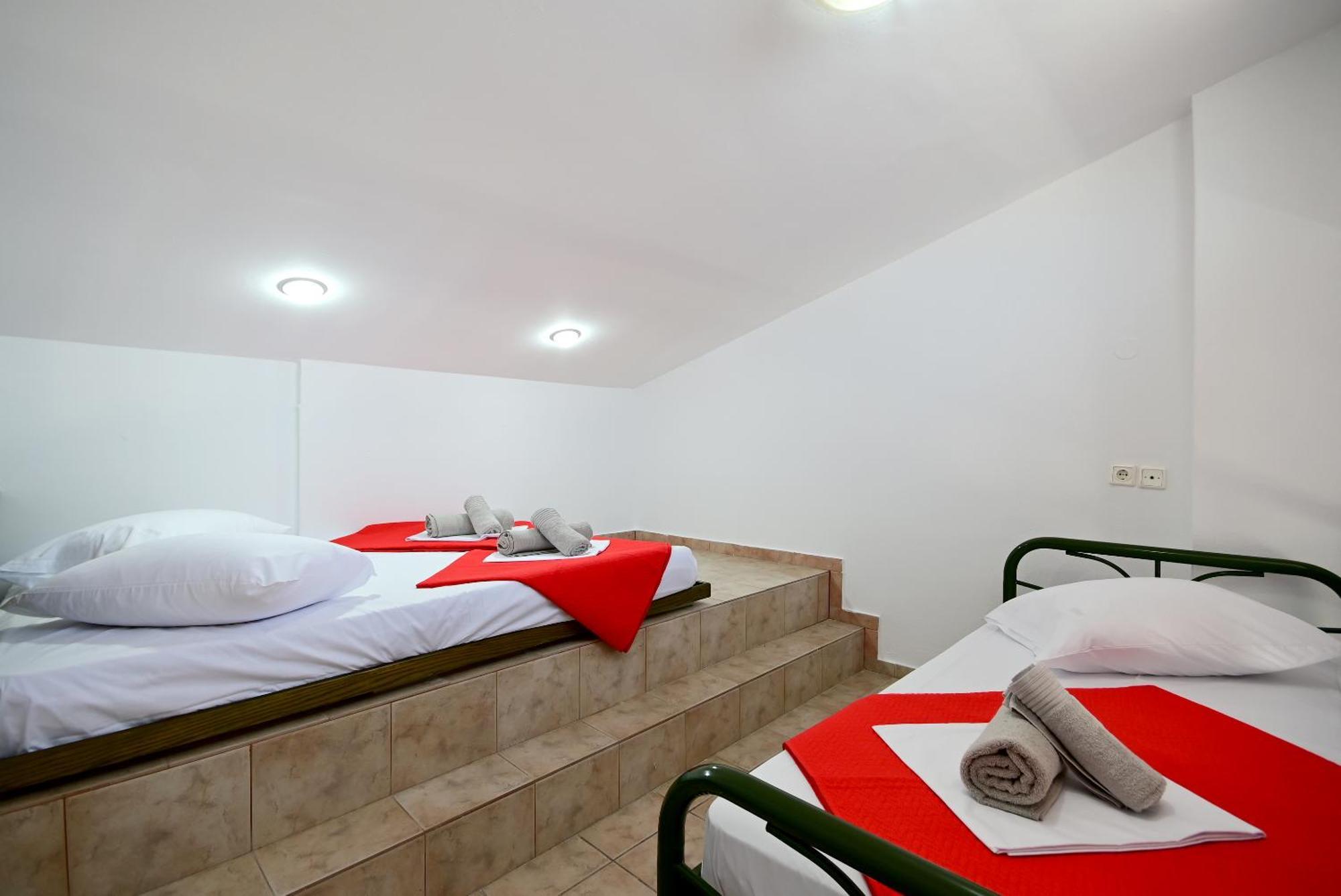 Villa Cariatis Nea Kallikrateia Exteriör bild
